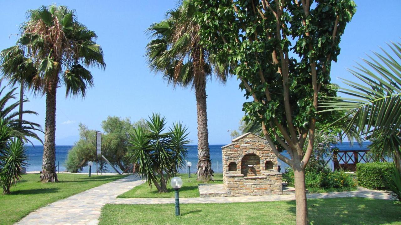 Razi Beach Lefokastro Exterior photo