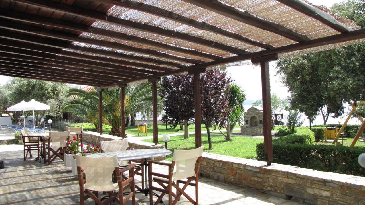 Razi Beach Lefokastro Exterior photo