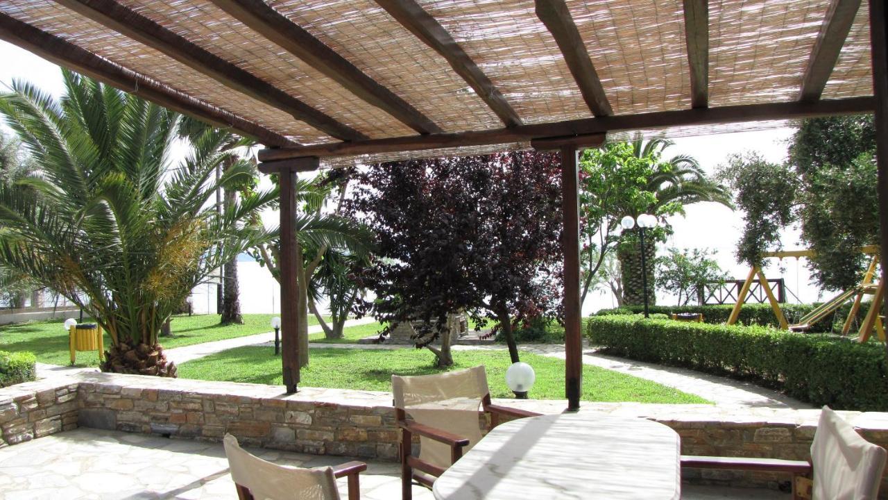 Razi Beach Lefokastro Exterior photo