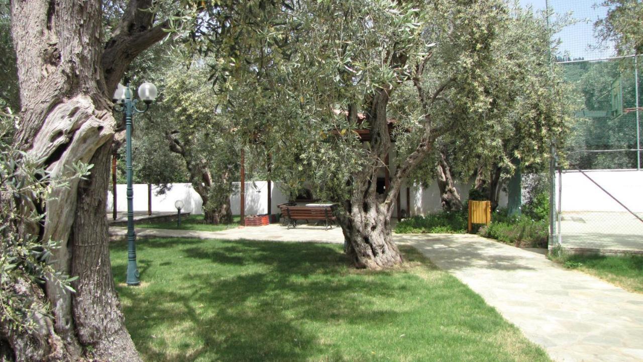 Razi Beach Lefokastro Exterior photo